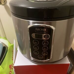 Aroma rice cooker